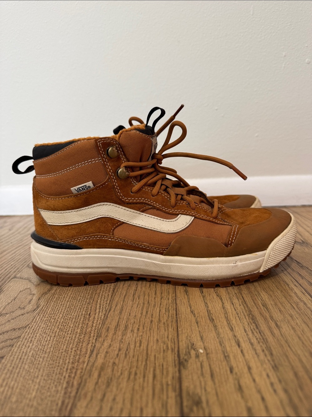 Vans Ultrarange Hiking Boots